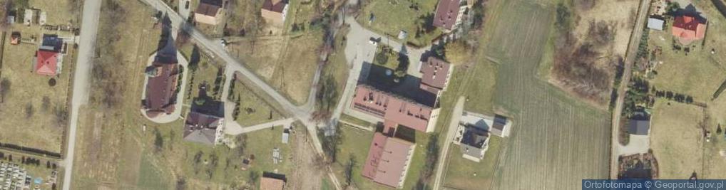 Zdjęcie satelitarne Gimnazjum W Grochowcach