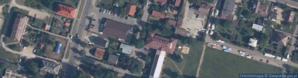 Zdjęcie satelitarne Gimnazjum Z Oddziałem Integracyjnym Im. Anny Nakwaskiej W Małej Wsi