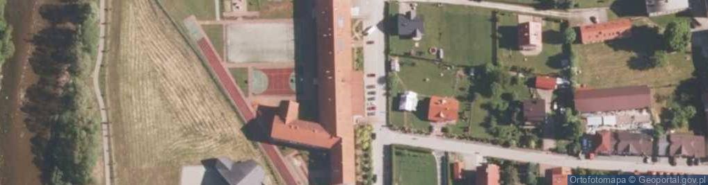 Zdjęcie satelitarne Ginazjum Im. Jana Pawła II W Milówce