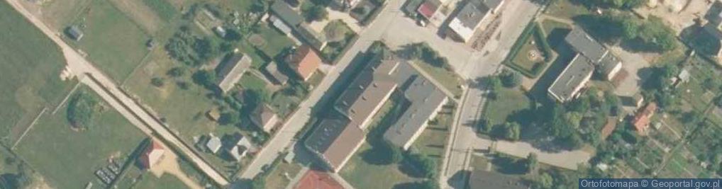 Zdjęcie satelitarne Publiczne Gimnazjum W Bukowie
