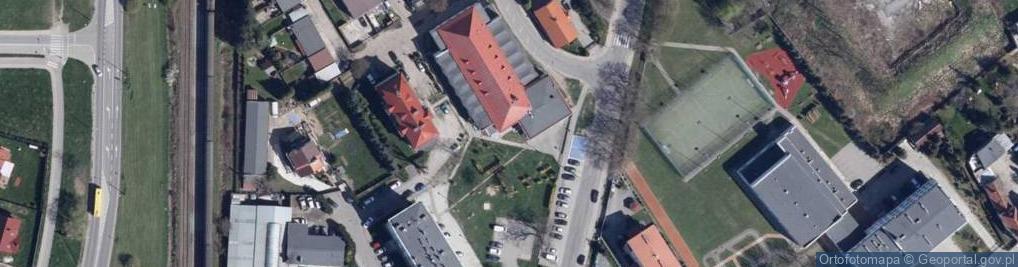 Zdjęcie satelitarne Hala Sportowa PWSZ