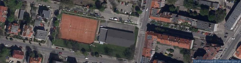 Zdjęcie satelitarne Hala sportowa