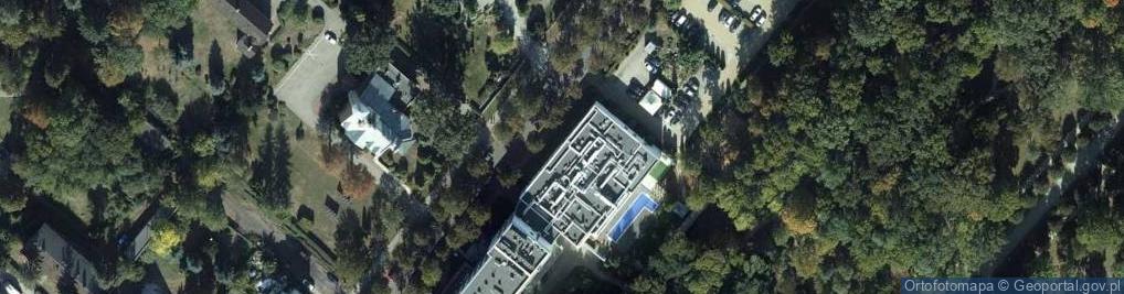 Zdjęcie satelitarne Hotel Klinika Zdrowia i Urody Villa Park ****