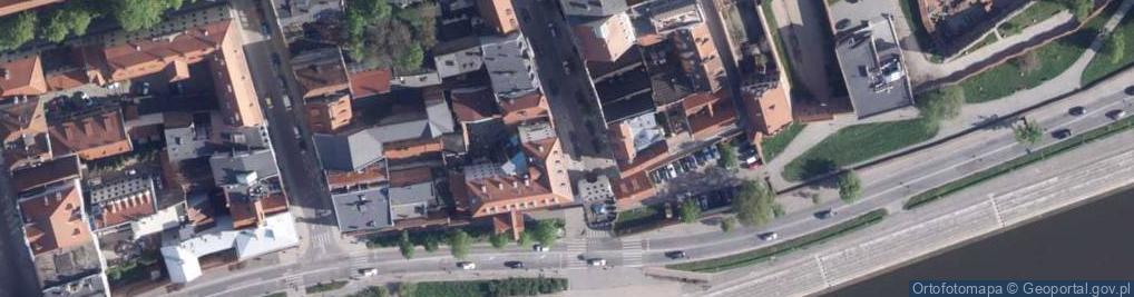 Zdjęcie satelitarne Brama Mostowa w Toruniu