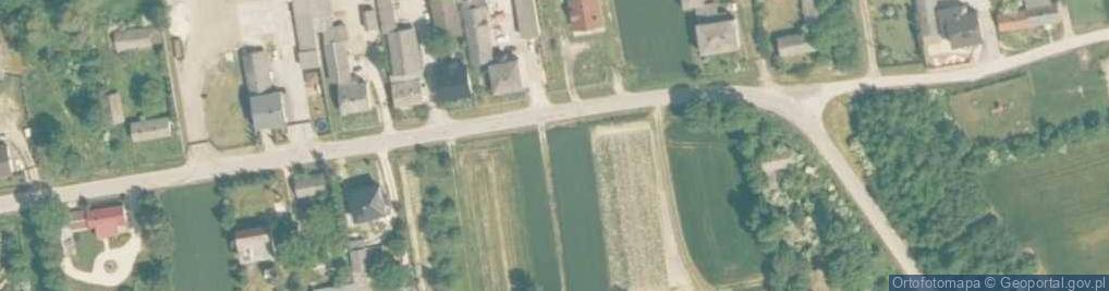 Zdjęcie satelitarne Brzeście (powiat jędrzejowski)