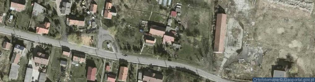 Zdjęcie satelitarne Brzezina (powiat średzki)