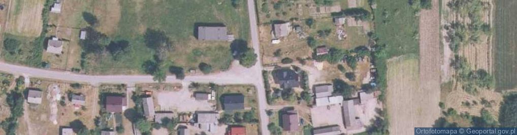 Zdjęcie satelitarne Komaszyce (województwo świętokrzyskie)