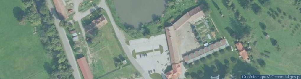 Zdjęcie satelitarne Opactwo cystersów w Szczyrzycu