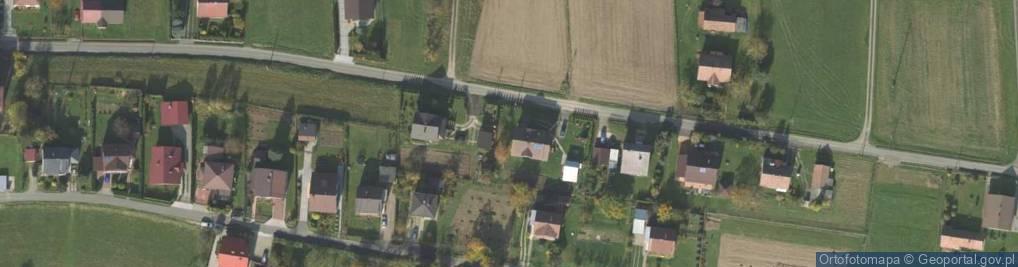 Zdjęcie satelitarne Stróże (powiat nowosądecki)