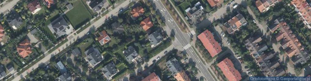 Zdjęcie satelitarne PaczkoPunkt InPost POP-POZ180