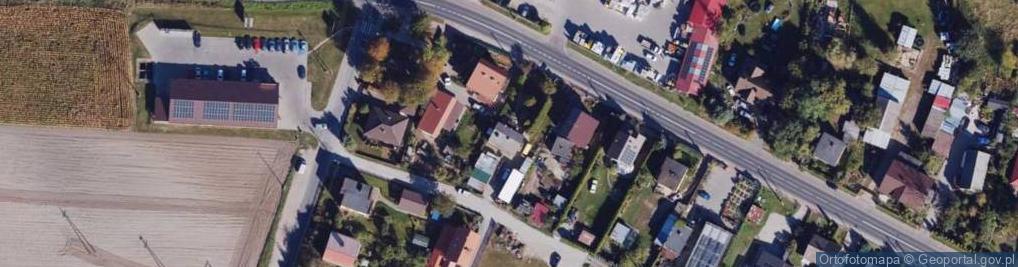 Zdjęcie satelitarne Inter Data Service - Serwis samochodowy