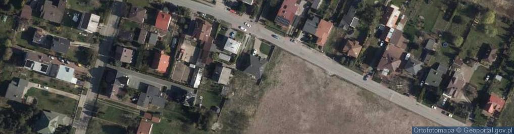 Zdjęcie satelitarne dymnik.pl systemy kominowe