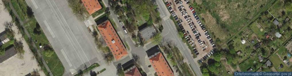 Zdjęcie satelitarne Centrum Szkolenia Wojsk Inżynieryjnych i Chemicznych