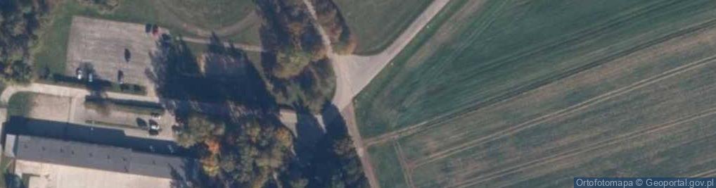 Zdjęcie satelitarne Jednostka Wojskowa 3775