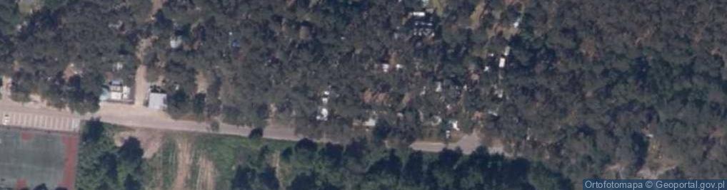 Zdjęcie satelitarne Pod lasem