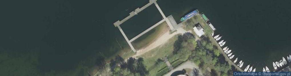 Zdjęcie satelitarne Kąpielisko otoczone pomostem