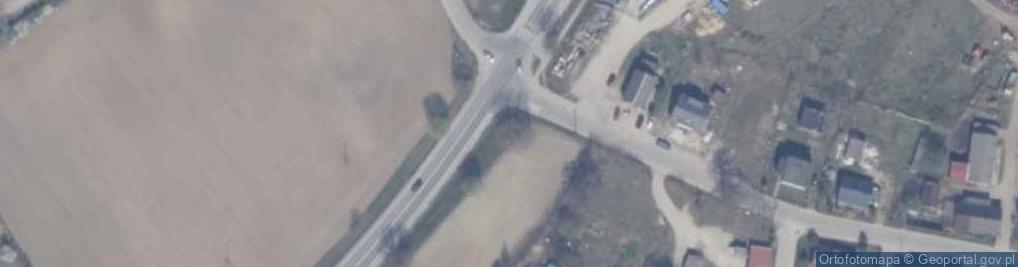 Zdjęcie satelitarne Drewniany krzyż
