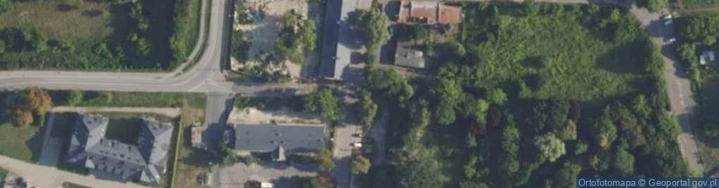 Zdjęcie satelitarne Figurka Jezus z krzyżem