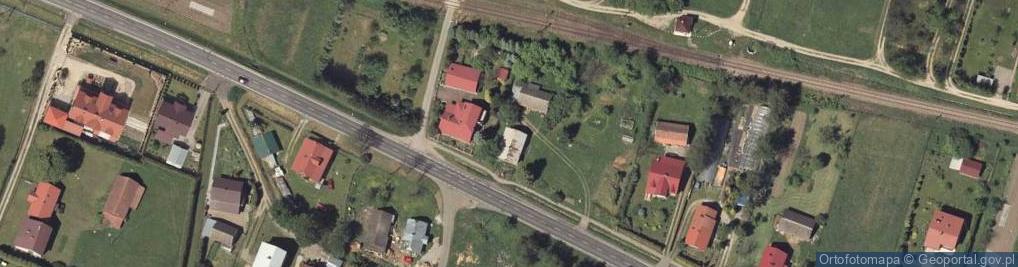 Zdjęcie satelitarne Kamienna kapliczka