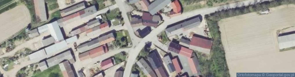 Zdjęcie satelitarne Kapliczka, Figura Świętych, Krzyż