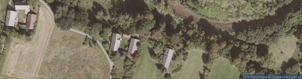 Zdjęcie satelitarne Kapliczka, Figura Świętych, Krzyż
