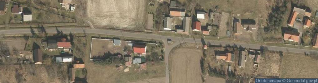 Zdjęcie satelitarne Kapliczka, Figura Świętych, Krzyż