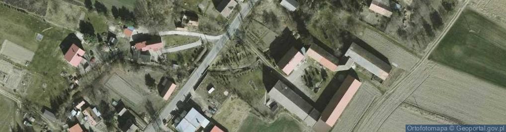 Zdjęcie satelitarne Kapliczka, Figura Świętych, Krzyż
