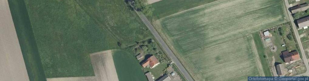 Zdjęcie satelitarne Kapliczka, Figura Świętych, Krzyż