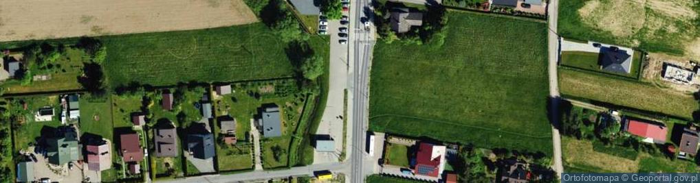 Zdjęcie satelitarne Kapliczka, Figura Świętych, Krzyż