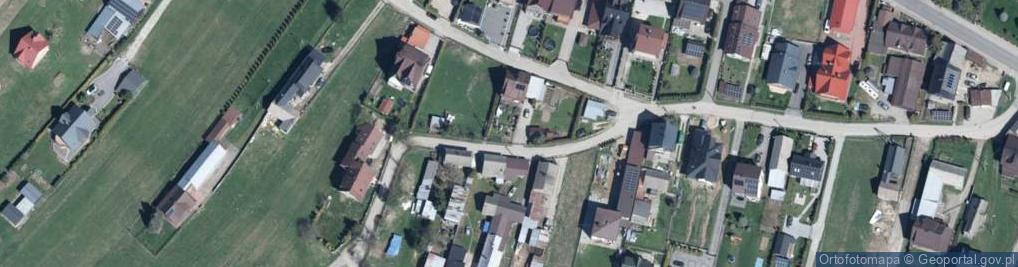 Zdjęcie satelitarne Kapliczka, Figura Świętych, Krzyż