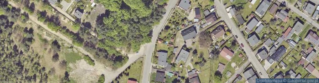 Zdjęcie satelitarne Kapliczka, Figura Świętych, Krzyż