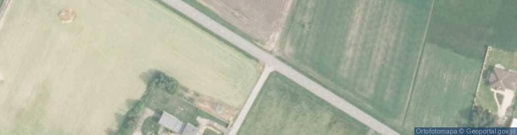 Zdjęcie satelitarne Kapliczka, Figura Świętych, Krzyż