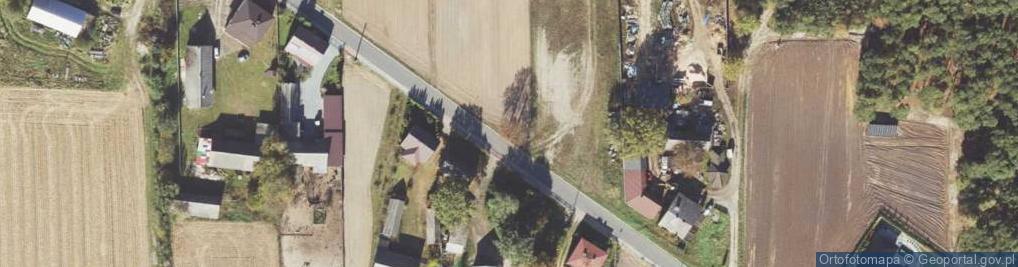 Zdjęcie satelitarne Kapliczka, Figura Świętych, Krzyż