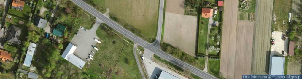 Zdjęcie satelitarne Kapliczka, Figura Świętych, Krzyż