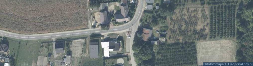 Zdjęcie satelitarne Kapliczka, Figura Świętych, Krzyż