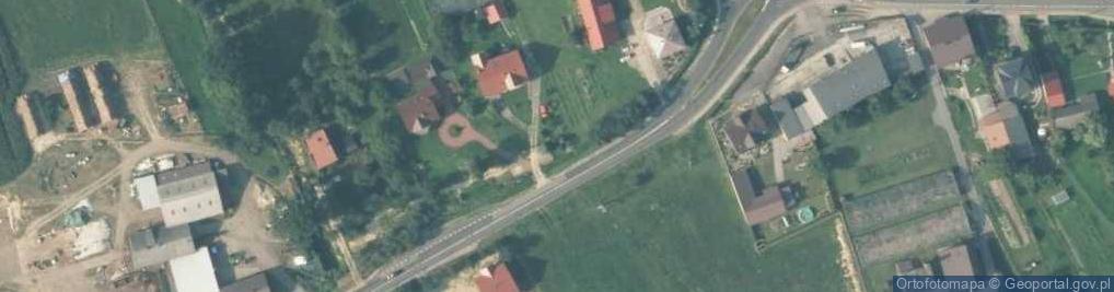 Zdjęcie satelitarne Kapliczka, Figura Świętych, Krzyż