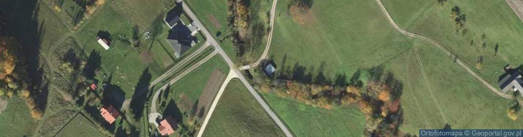 Zdjęcie satelitarne Kapliczka, Figura Świętych, Krzyż