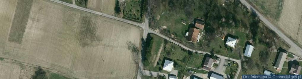 Zdjęcie satelitarne Kapliczka, Figura Świętych, Krzyż