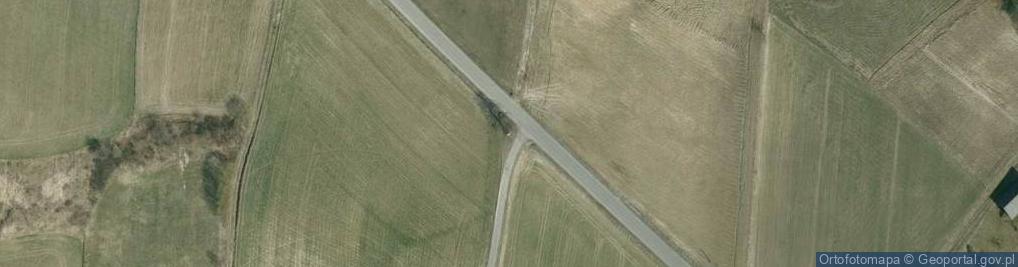 Zdjęcie satelitarne Kapliczka, Figura Świętych, Krzyż