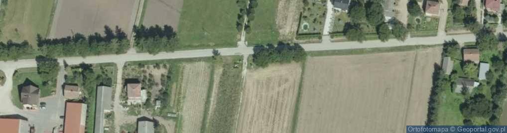 Zdjęcie satelitarne Kapliczka, Figura Świętych, Krzyż