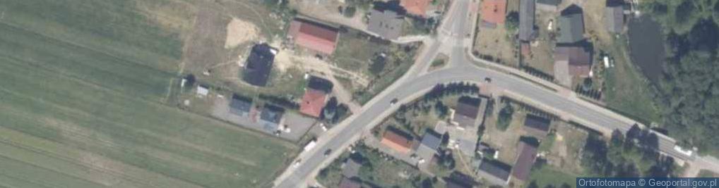 Zdjęcie satelitarne Kapliczka, Figura Świętych, Krzyż