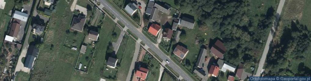 Zdjęcie satelitarne Kapliczka, Figura Świętych, Krzyż