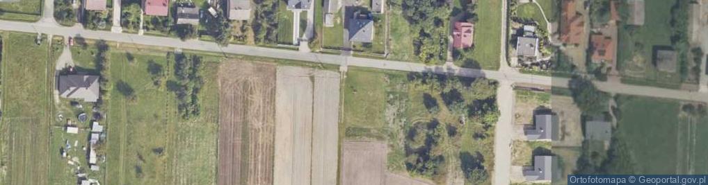 Zdjęcie satelitarne Kapliczka, Figura Świętych, Krzyż