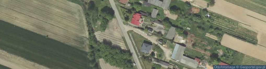 Zdjęcie satelitarne Kapliczka, Figura Świętych, Krzyż