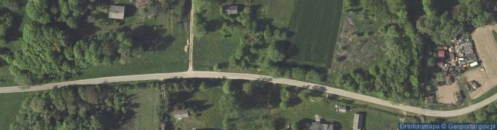 Zdjęcie satelitarne Kapliczka, Figura Świętych, Krzyż