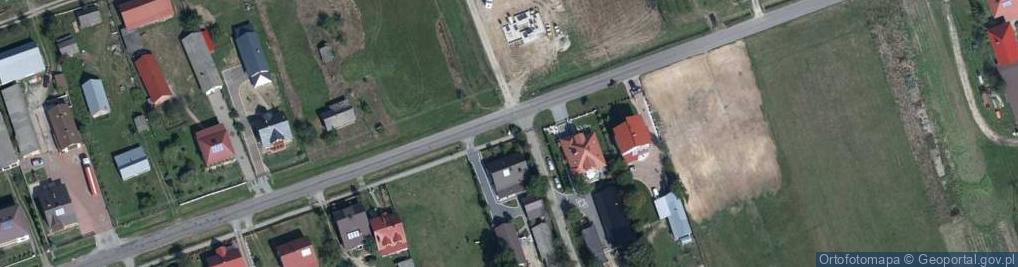 Zdjęcie satelitarne Kapliczka, Figura Świętych, Krzyż