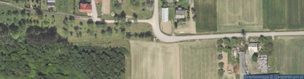 Zdjęcie satelitarne Kapliczka, Figura Świętych, Krzyż