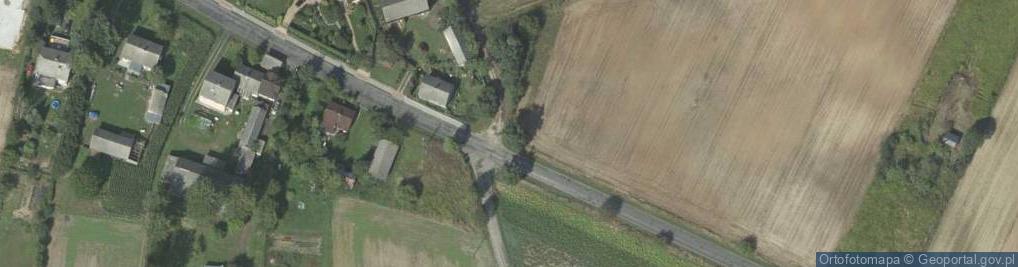 Zdjęcie satelitarne Kapliczka, Figura Świętych, Krzyż