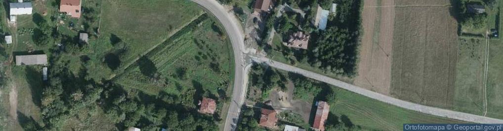 Zdjęcie satelitarne Kapliczka, Figura Świętych, Krzyż