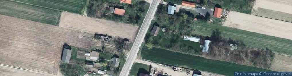 Zdjęcie satelitarne Kapliczka, Figura Świętych, Krzyż